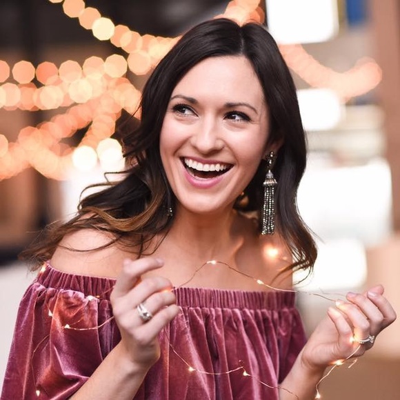 Sunday In Brooklyn Velvet Off-The-Shoulder Top - Picture 6 of 7